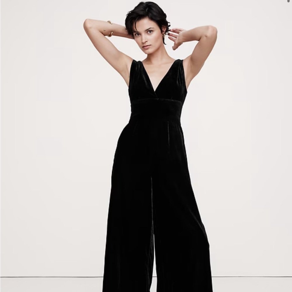 NWT Banana Republic Velvet Jumpsuit 14